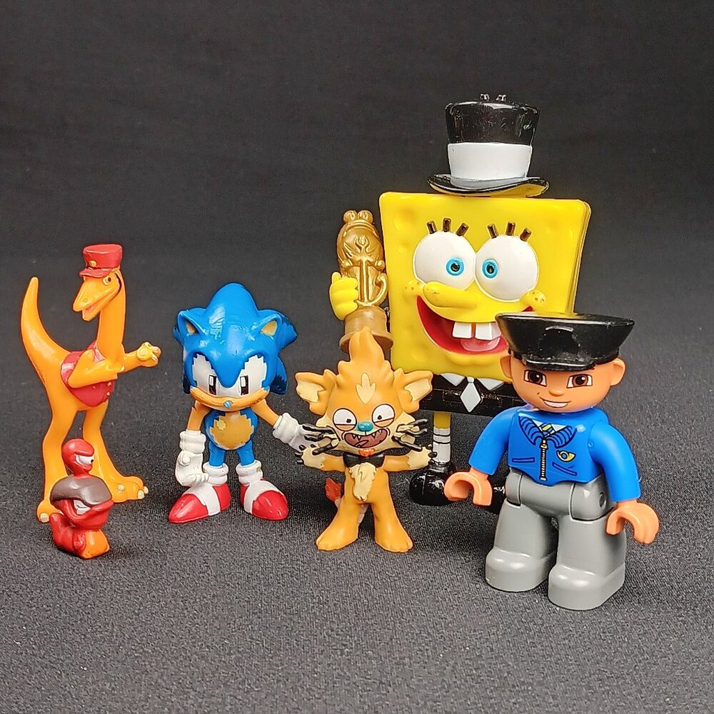 Small Vintage Plastic Toy Lot Sonic Sponge Bob Lego Funko Squanch Dinosaur Train